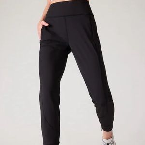 Athleta Rainier Jogger Pants - size L
